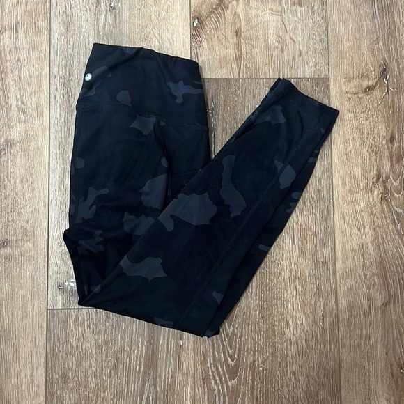Camo leggings - Picture 1 of 1
